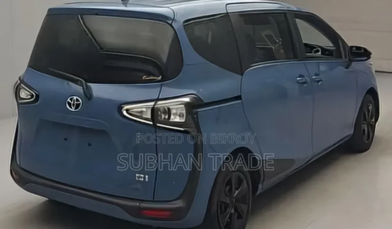 Used 2022 Toyota Sienta full