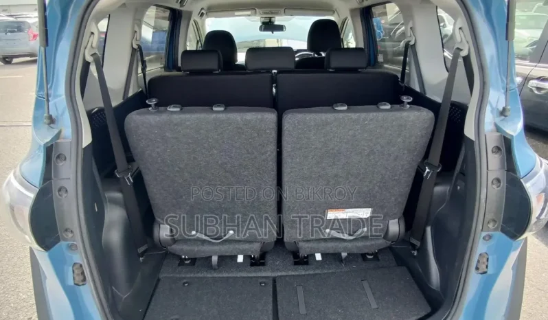 Used 2022 Toyota Sienta full