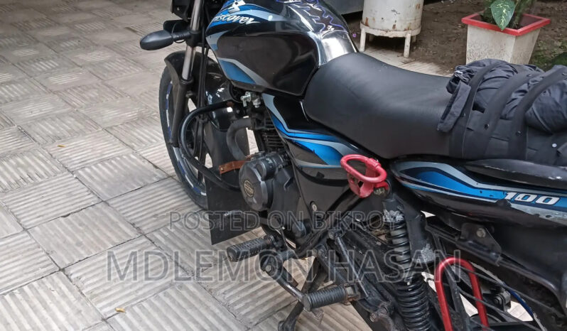 
								Used Bajaj Discover 100 full									