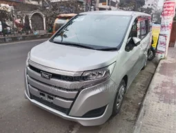 Used 2021 Toyota Noah full