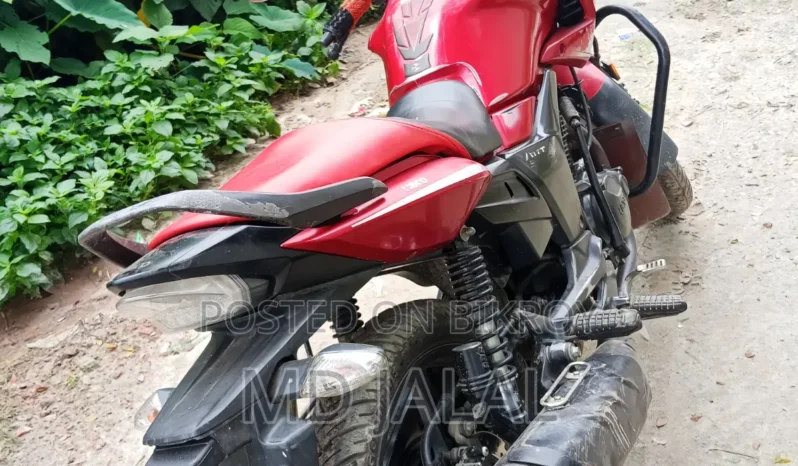 
								Used Hero Hunk 150 full									