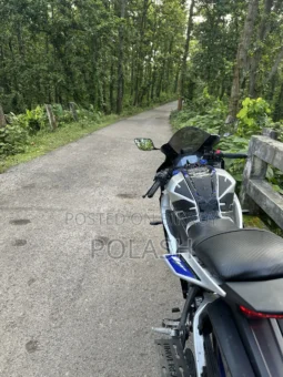 Used Yamaha R15 155