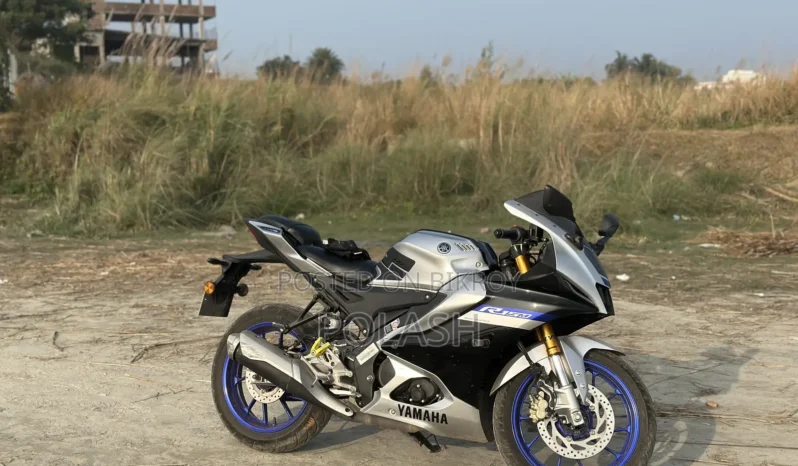 
								Used Yamaha R15 155 full									