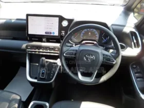 Used 2022 Toyota Voxy