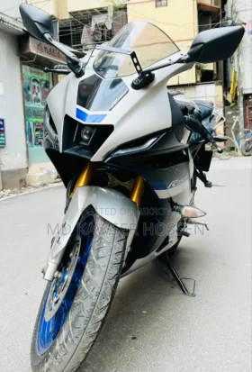 Used Yamaha R15M 155