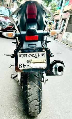 Used Yamaha R15M 155