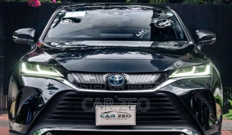 
								Used 2021 Toyota Harrier 2.5 full									