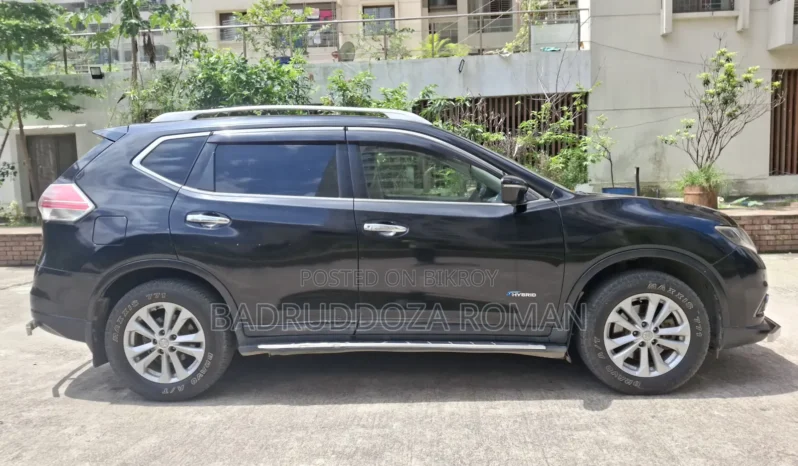 
								Used 2015 Nissan X-Trail 2.0 full									