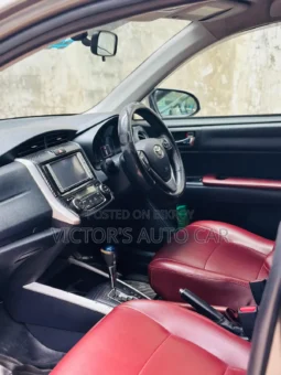 
										Used 2013 Toyota Axio full									
