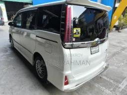 Used 2019 Toyota Noah full