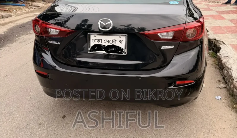 
								Used 2017 Mazda Axela full									