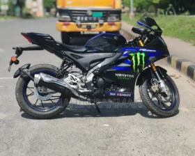 Used Yamaha R15M 155