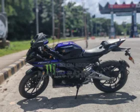 Used Yamaha R15M 155