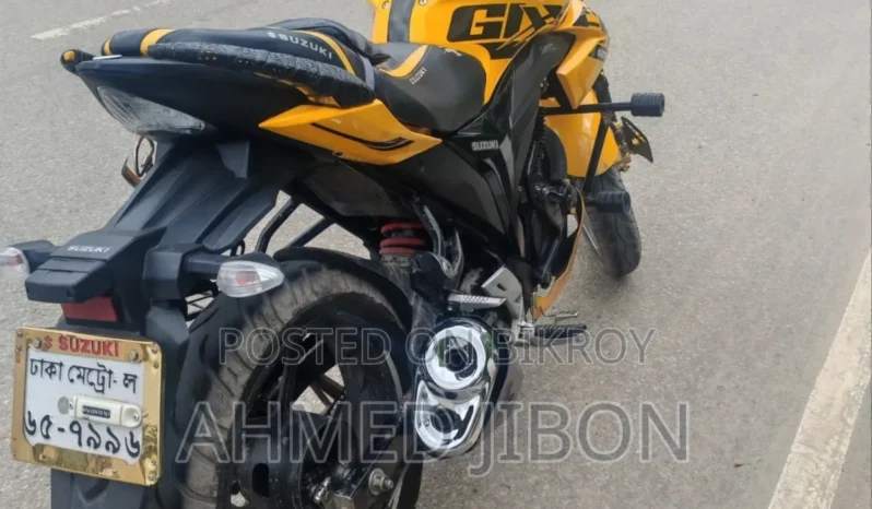 
								Used Suzuki Gixxer 155 full									