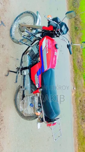 Used Honda CB 2000 100