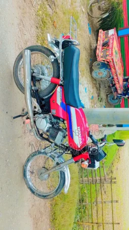 
										Used Honda CB 2000 100 full									