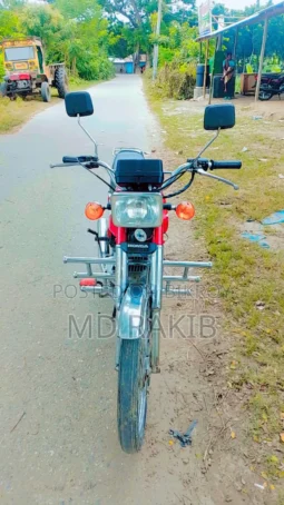 
										Used Honda CB 2000 100 full									