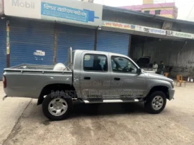 Used 2003 Toyota Hilux Pickup