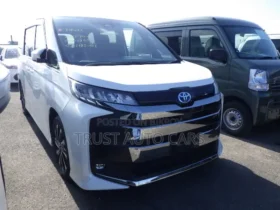Used 2022 Toyota Noah