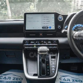 Used 2022 Toyota Voxy