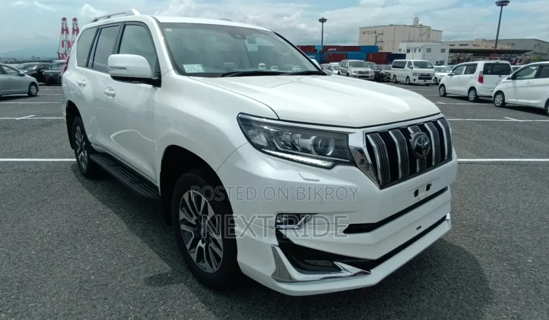 Used 2023 Toyota Land Cruiser Prado full