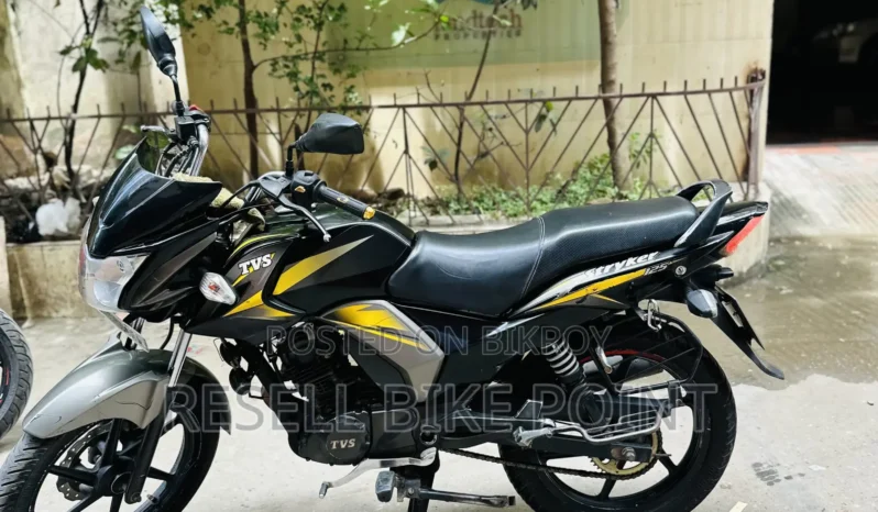 
								Used TVS TVS Stryker 125 full									