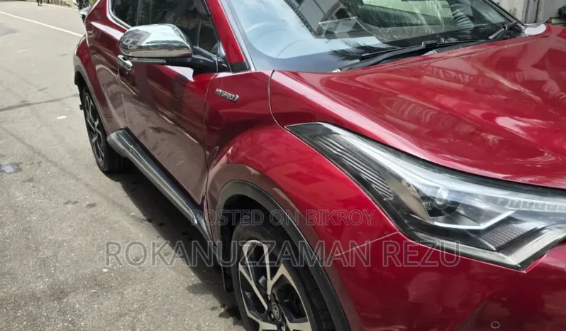 Used 2017 Toyota C-HR full