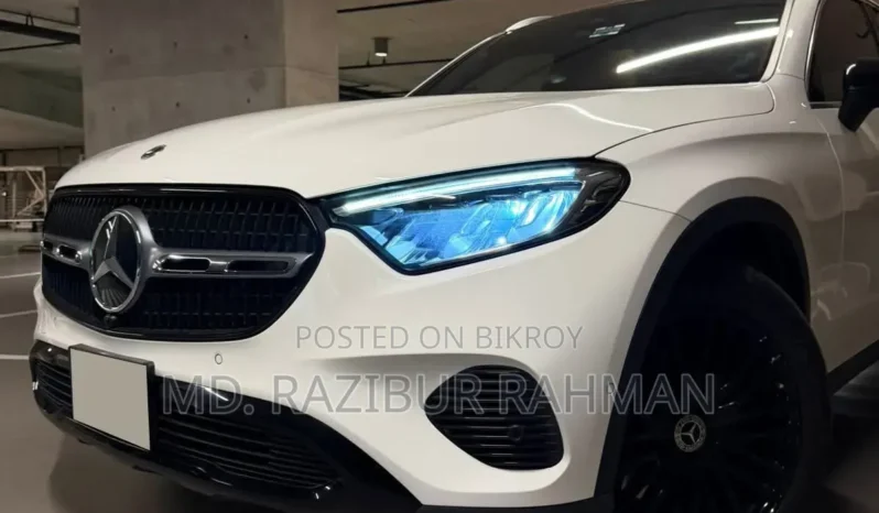 Used 2023 Mercedes-Benz GLC-Class full