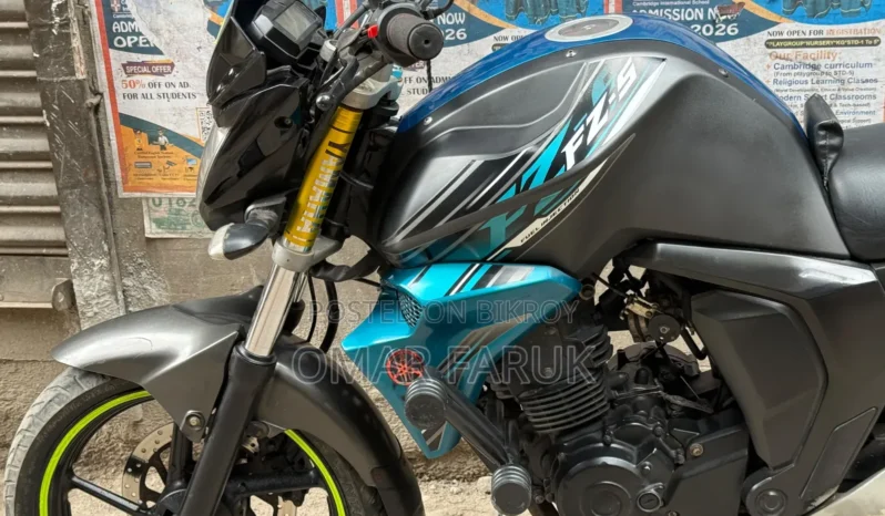 
								Used Yamaha FZs V2 150 full									