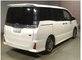 Used 2021 Toyota Voxy