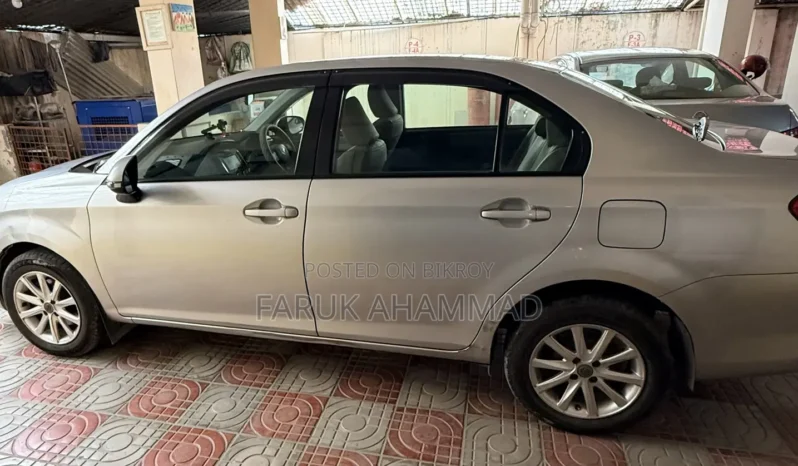 
								Used 2012 Toyota Axio 1.5 full									