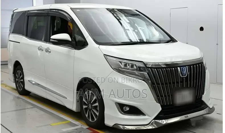 
								Used 2021 Toyota Esquire full									