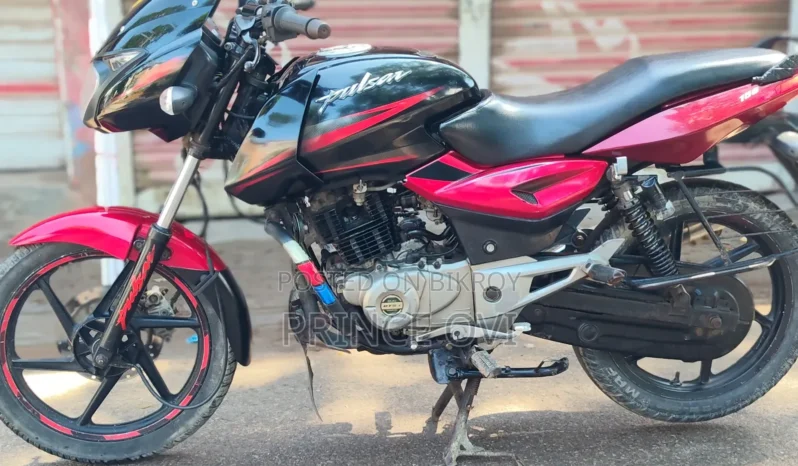
								Used Bajaj Pulsar 150 150 full									