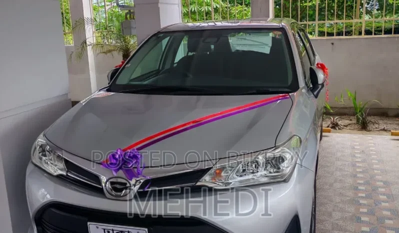 
								Used 2021 Toyota Axio full									