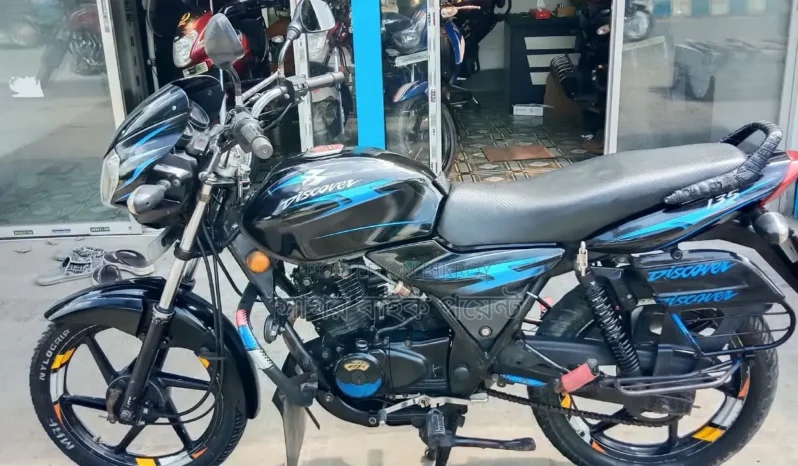 
								Used Bajaj Discover 135 full									
