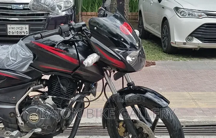 Used Bajaj Pulsar 150 full