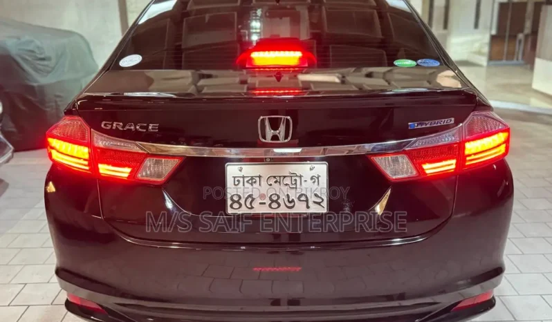 
								Used 2015 Honda Grace full									