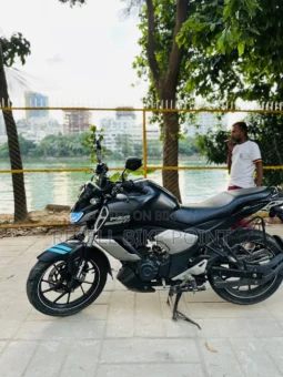 
										Used Yamaha FZS V3 160 full									