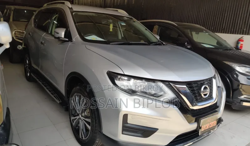 
								Used 2017 Nissan X-Trail full									