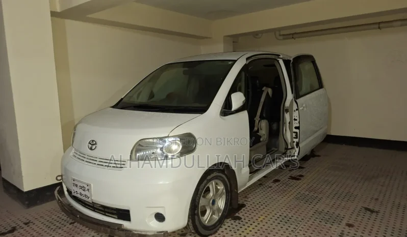 
								Used 2009 Toyota Porte full									