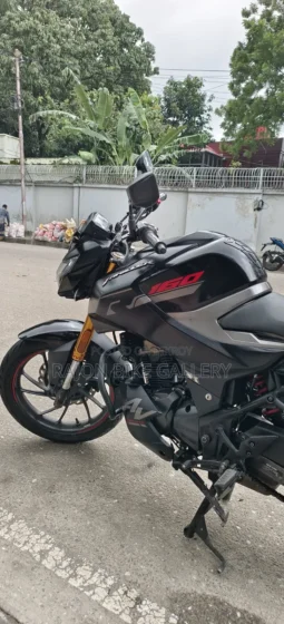 
										Used Hero Thriller 160R 4V 160 full									