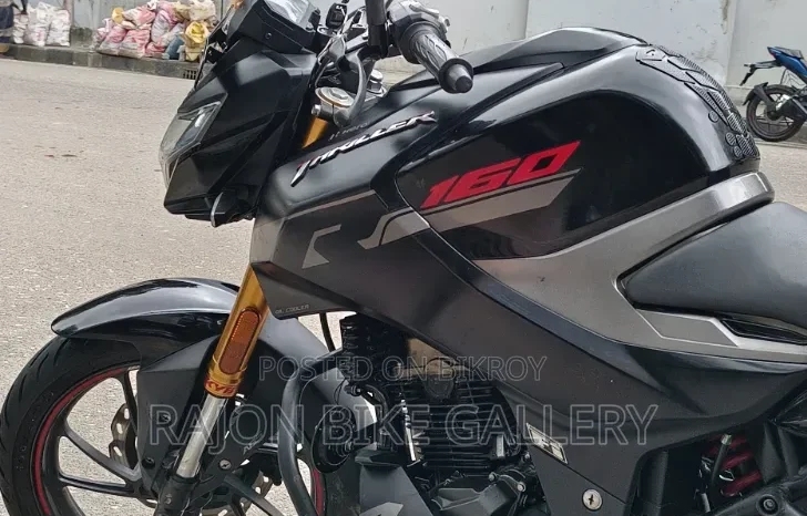
								Used Hero Thriller 160R 4V 160 full									