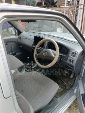 Used 2005 Nissan Double Cab