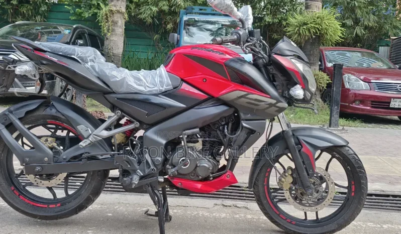 
								Used Bajaj Pulsar NS 160 160 full									