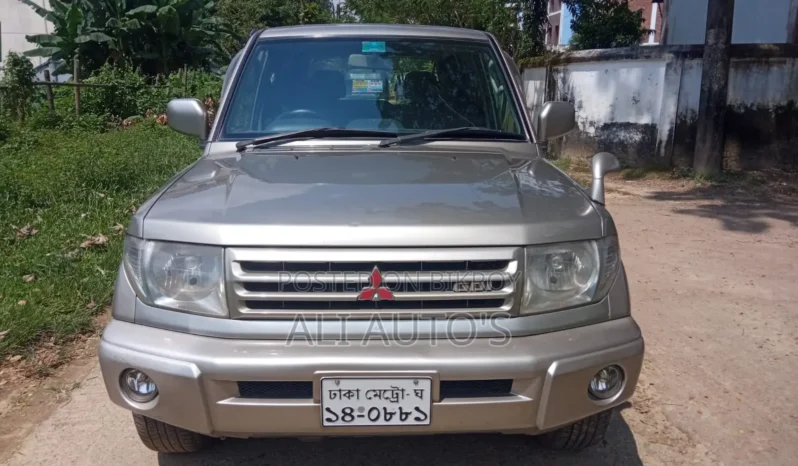 
								Used 2000 Mitsubishi Pajero full									