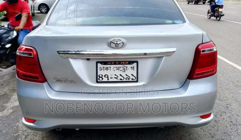 
								Used 2016 Toyota Axio full									