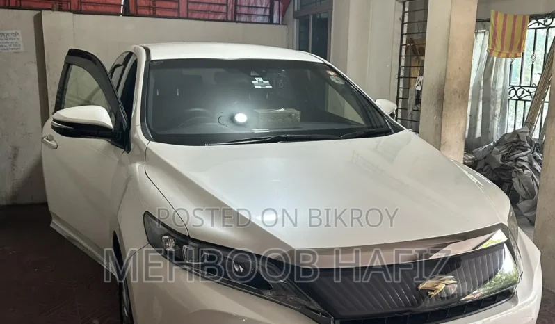 Used 2017 Toyota Harrier full