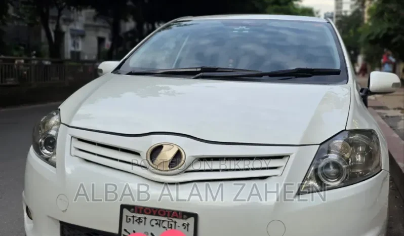 
								Used 2012 Toyota Auris full									