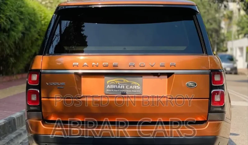 Used 2019 Land Rover Vogue full