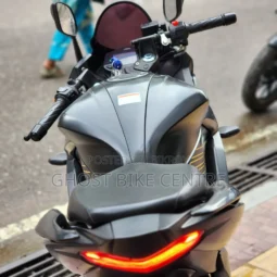 
										Used Suzuki Gixxer 250 250 full									